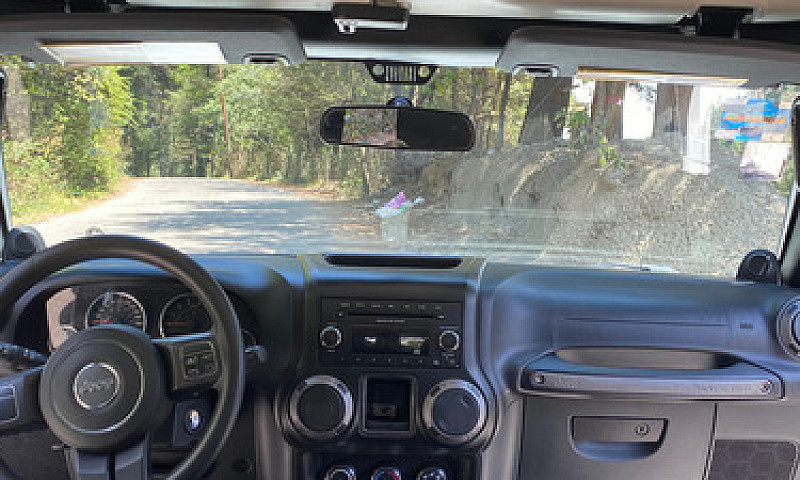 Jeep Wrangler 3.6 Un...