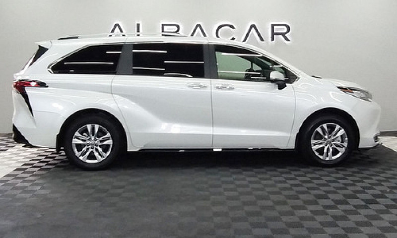 Toyota Sienna 2.5 Li...