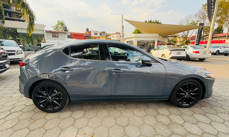 Mazda Mazda 3 2020...