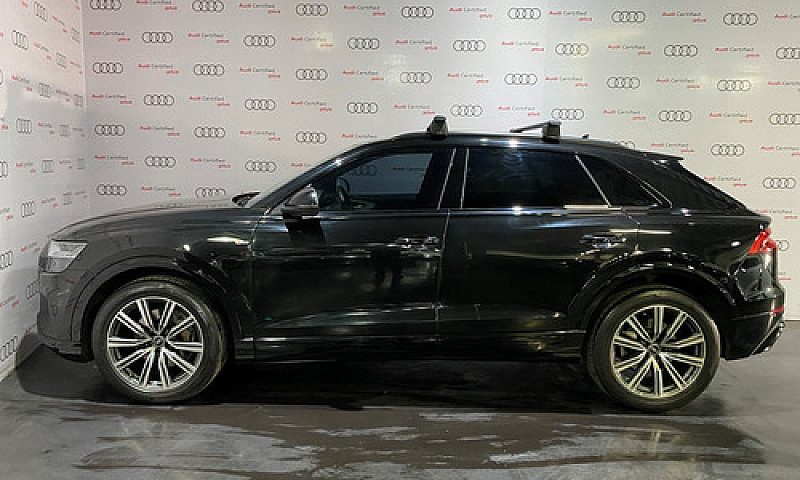 Audi Q8 2023...