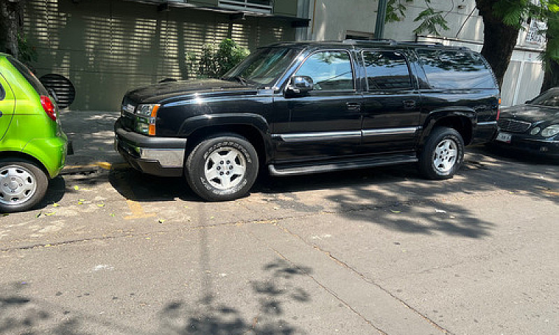 Chevrolet Suburban A...