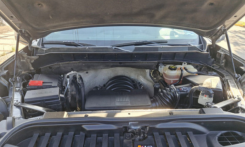 Chevrolet Cheyenne 6...