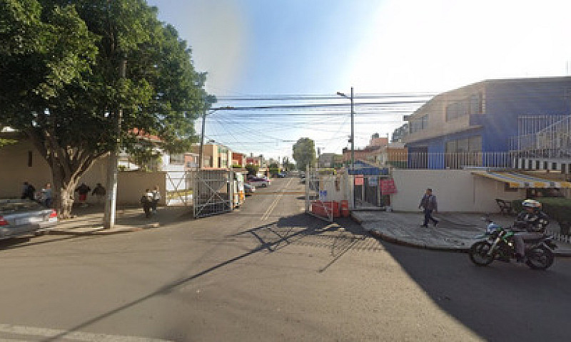 Casa En Venta De Dos...