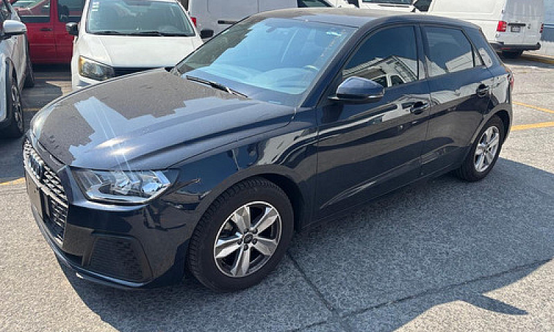 Audi A1 1. 0 Sportba...