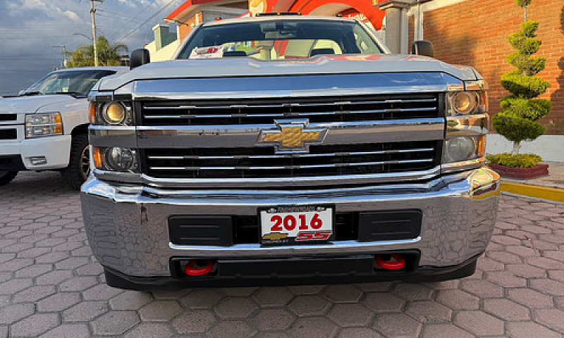 Chevrolet Silverado ...