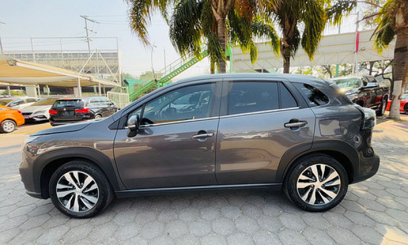 Suzuki S-Cross 2023...