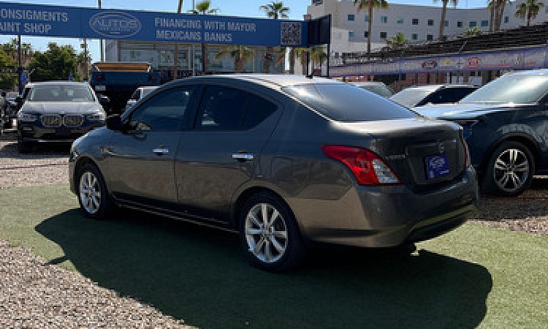 Nissan Versa 2018...