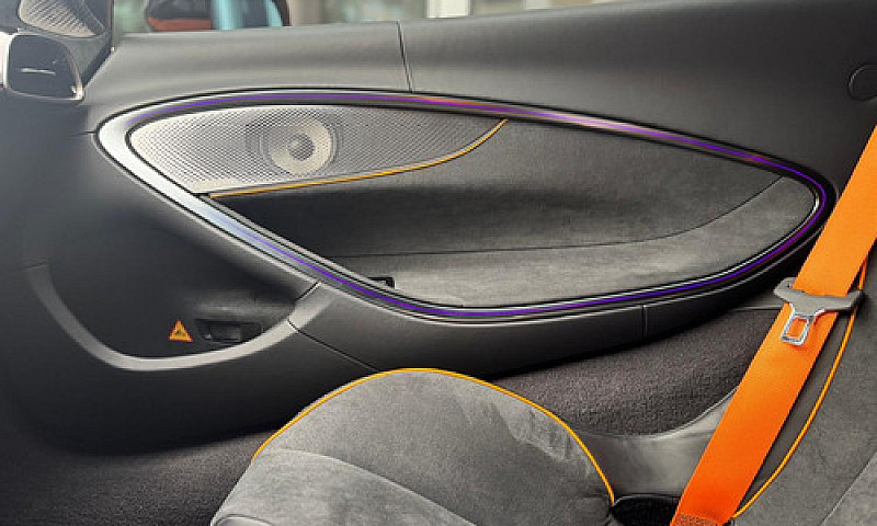 Mclaren Artura Coupé...
