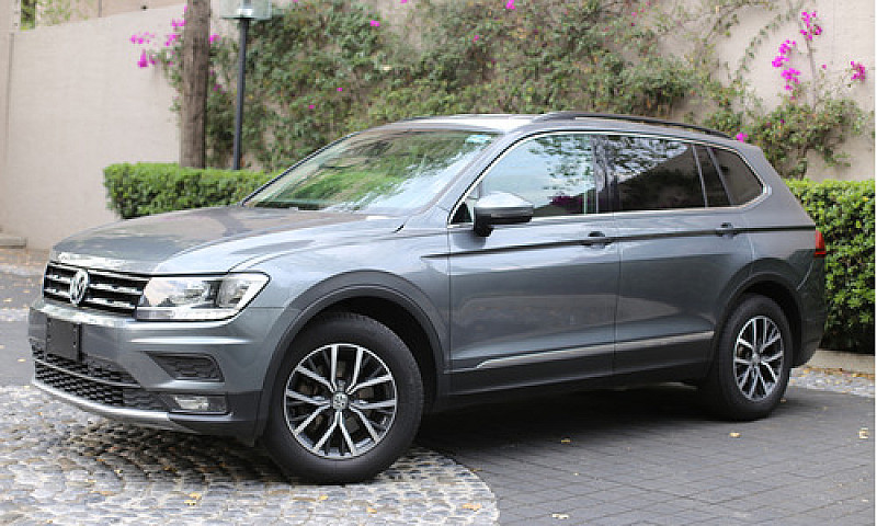 Volkswagen Tiguan 1....