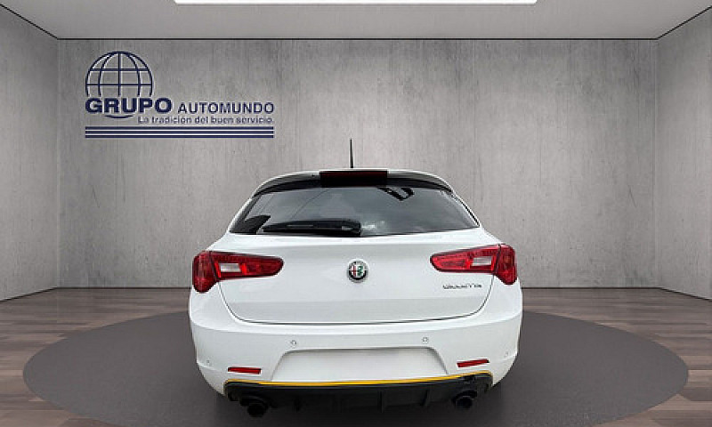 Alfa Romeo Giulietta...