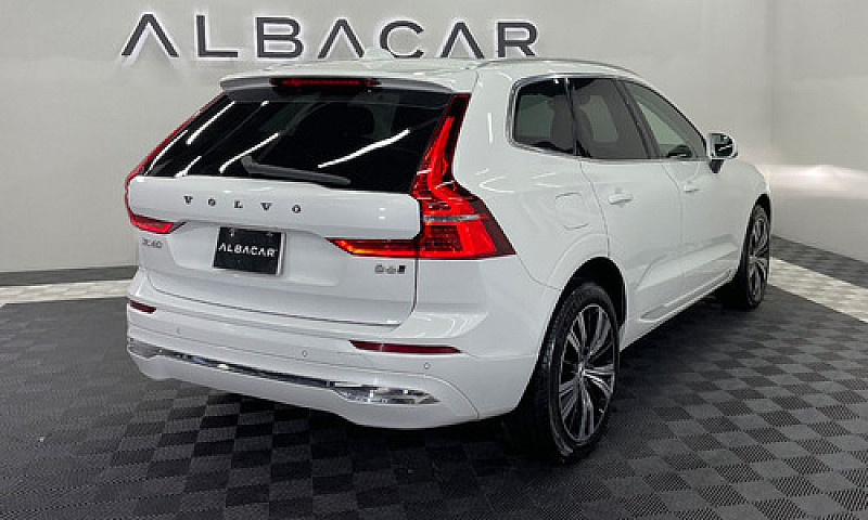 Volvo Xc60 2022...
