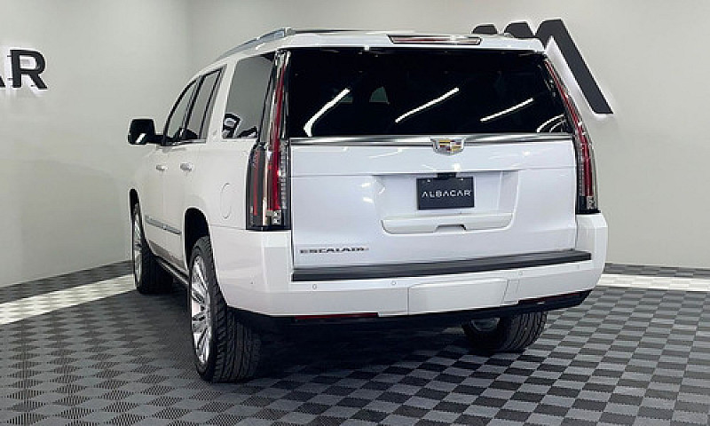 Cadillac Escalade 20...