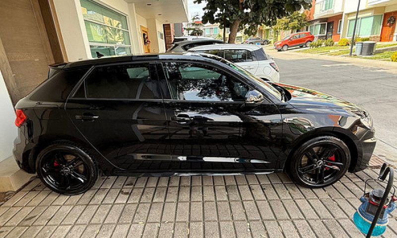 Audi A1 Sline 200Hp,...