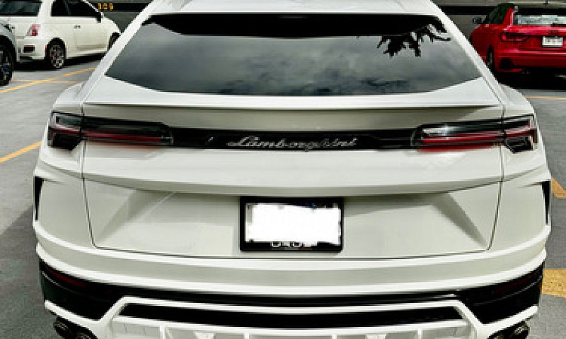 Lamborghini Urus 4.0...