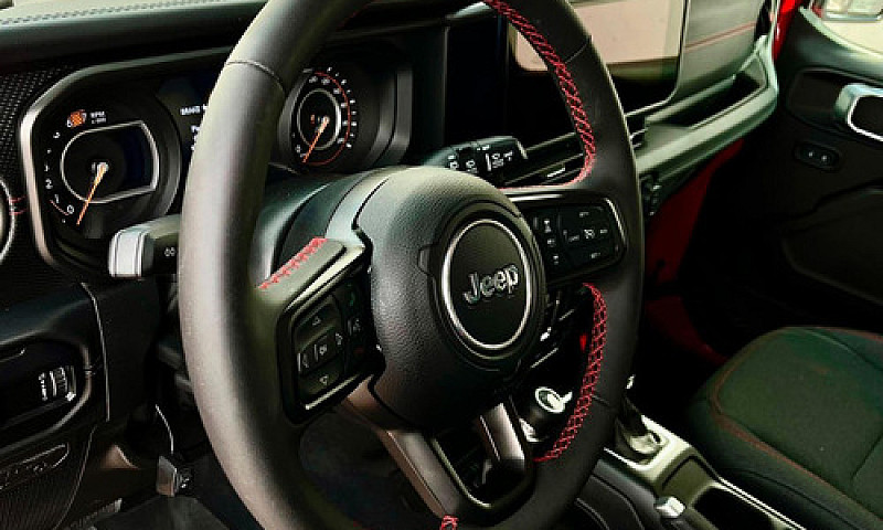 Jeep Wrangler 3.6 V6...