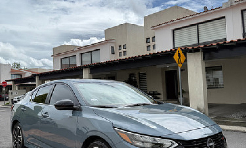 Nissan Sentra 2.0 Sr...