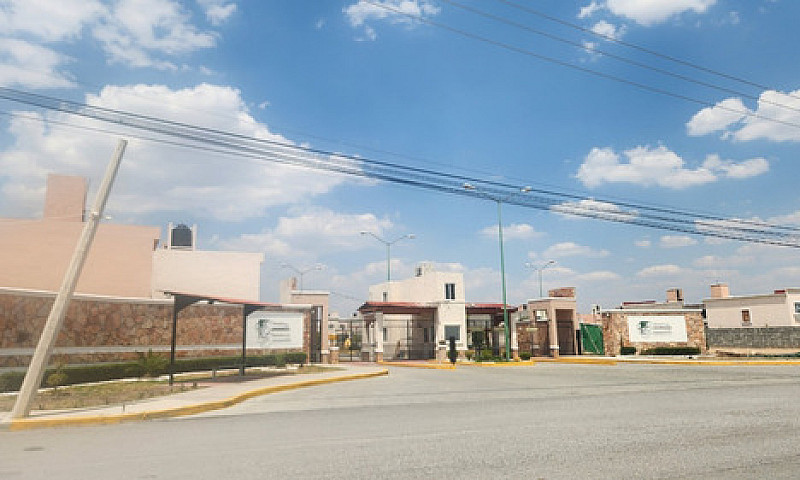 Venta De Casa De Un ...