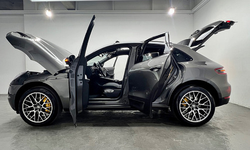 Porsche Macan S 2015...