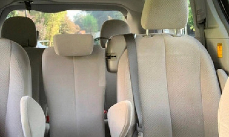 Toyota Sienna 3.5 Xl...