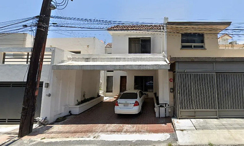 Casa En Remate Cerca...