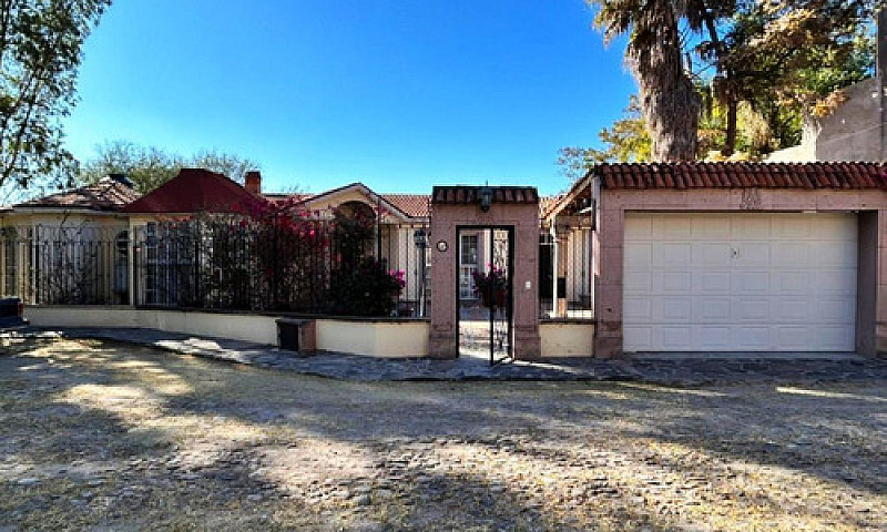 Casa Venta Amueblada...