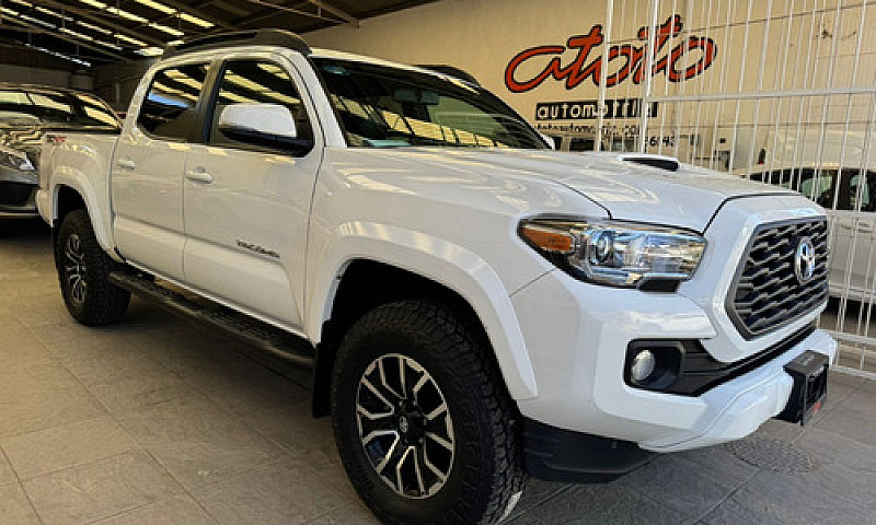 Toyota Tacoma 2023 E...