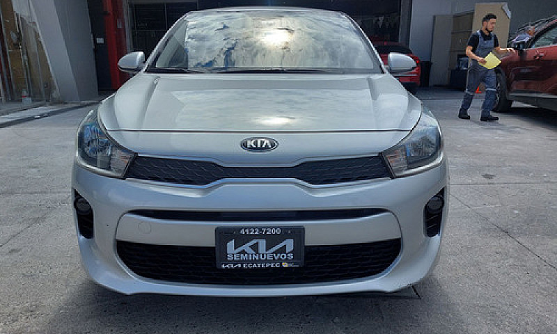 Kia Rio 2018...