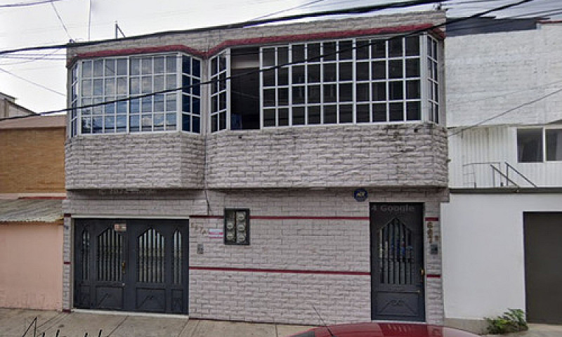 Venta De Casa En Amp...