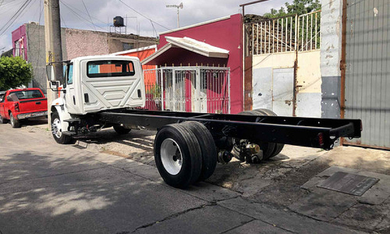 Camion International...