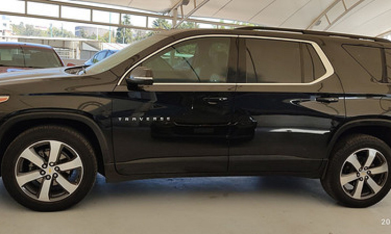 Chevrolet Traverse 2...