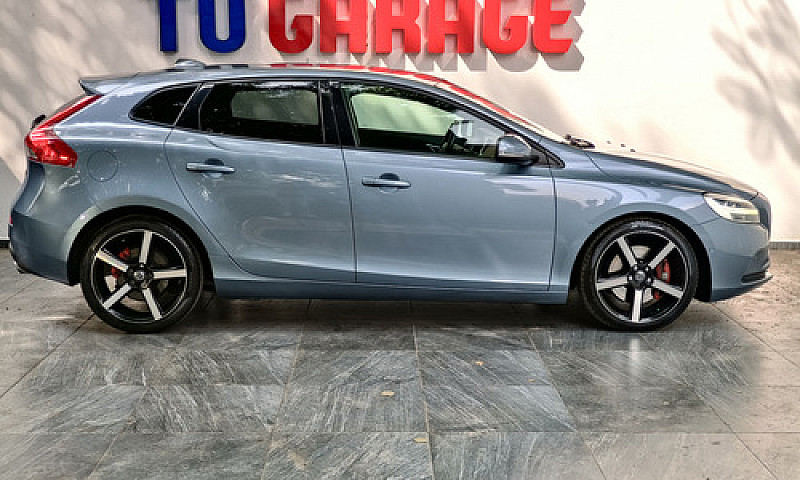 Volvo V40 Sport Turb...