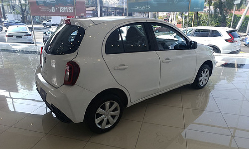 Nissan March 2022...