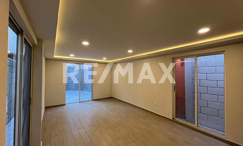 Casa En Venta Amplia...