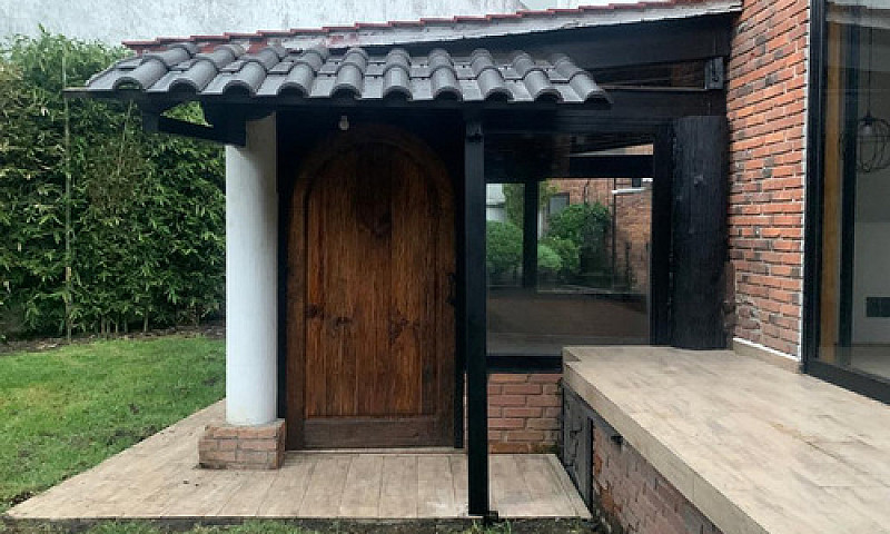 Hermosa Casa En Vent...