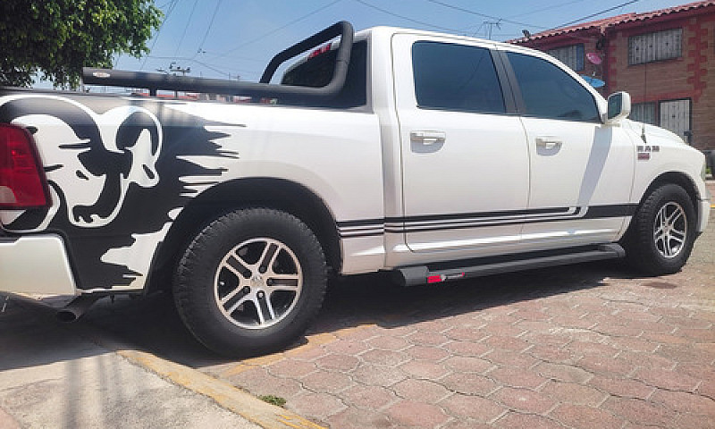 Dodge Ram 2500 Doble...
