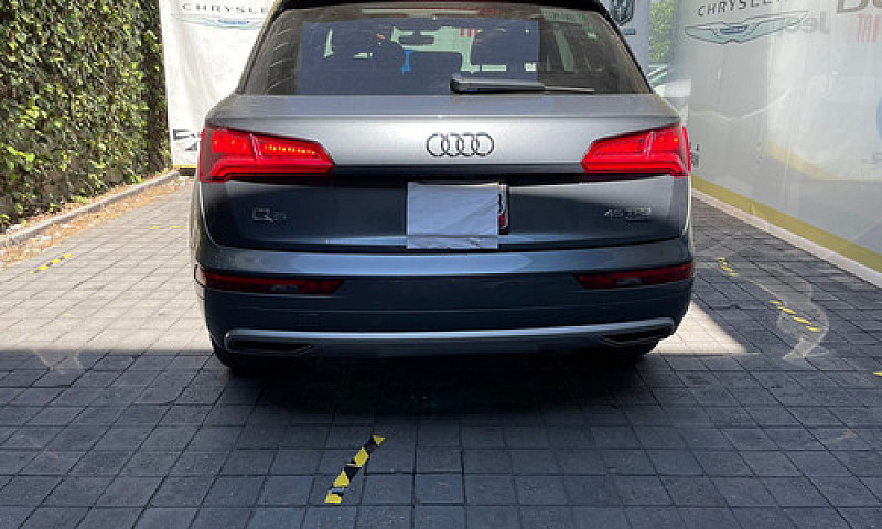 Audi Q5 2019...