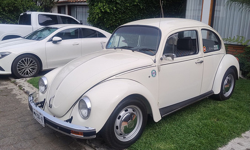 Vocho Sedan...