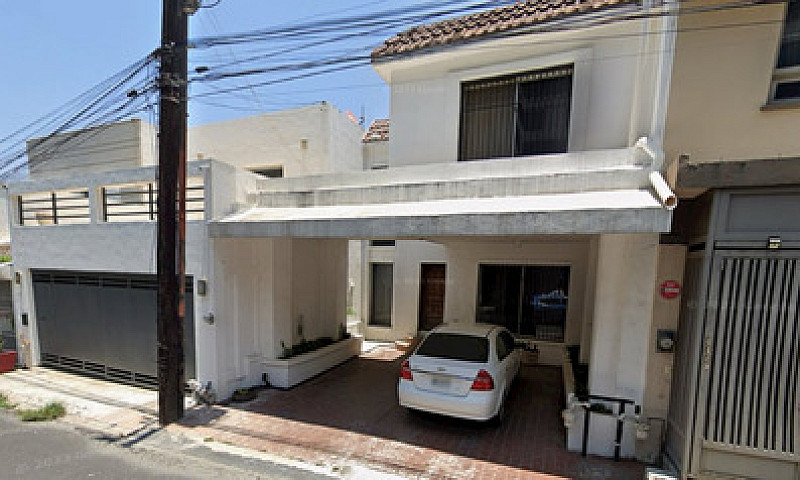 Casa En Remate Cerca...