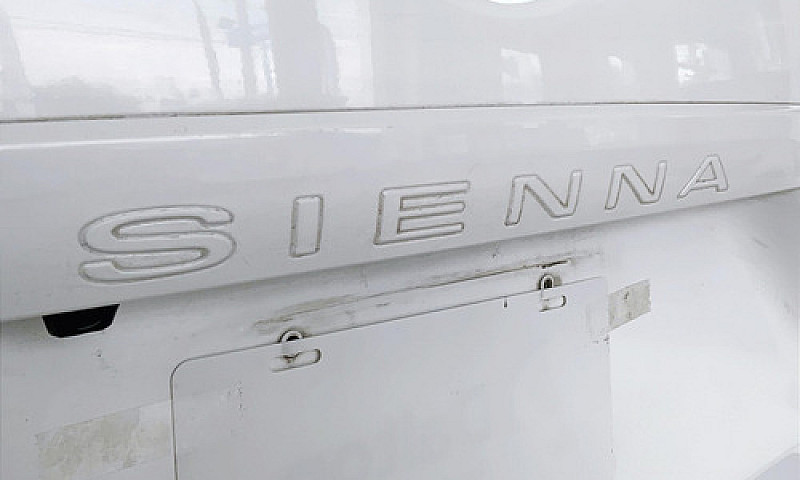 Toyota Sienna 2020...