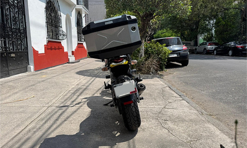 Ducati Scrambler 800...