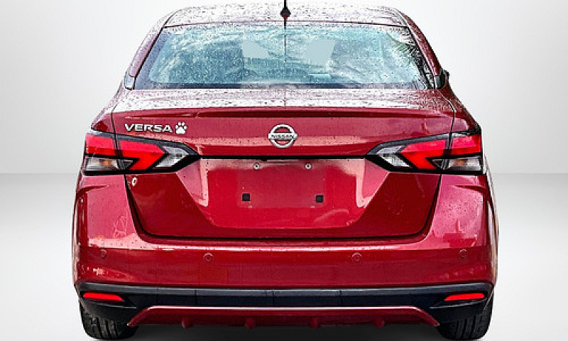 Nissan Versa 2020...
