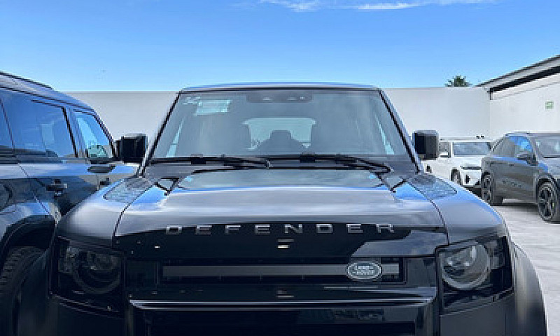 Land Rover Defender ...