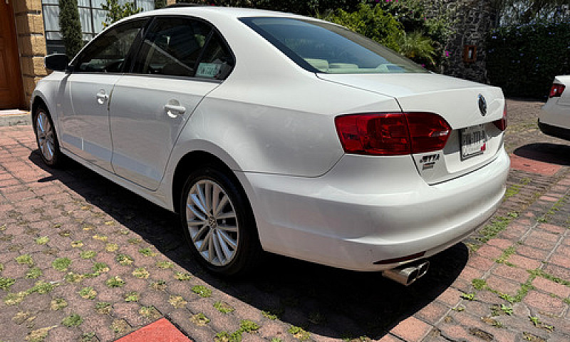 Volkswagen Jetta 2.5...