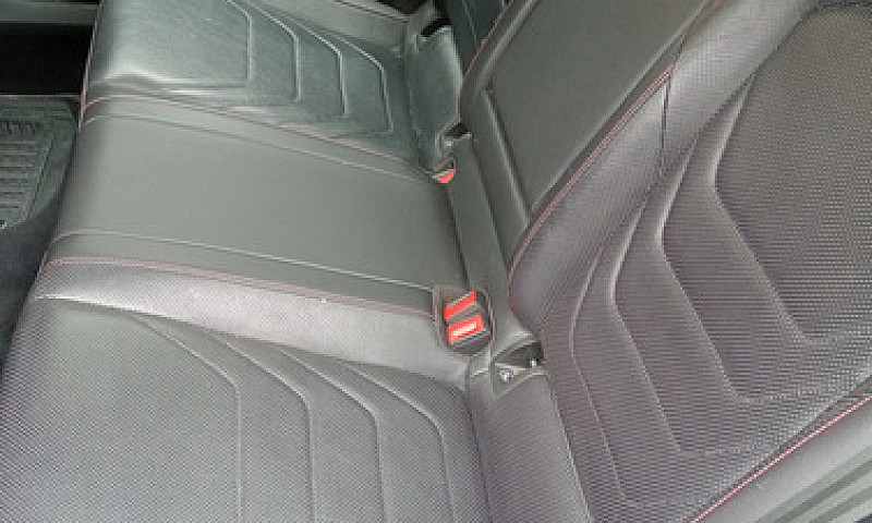 Volkswagen Jetta 2.0...