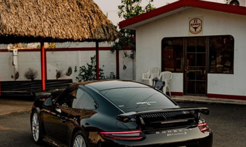 Porsche 911 3.0 Carr...