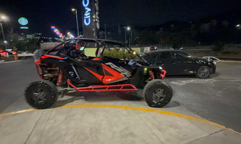 Polaris Rzr 0.9 Xp4 ...