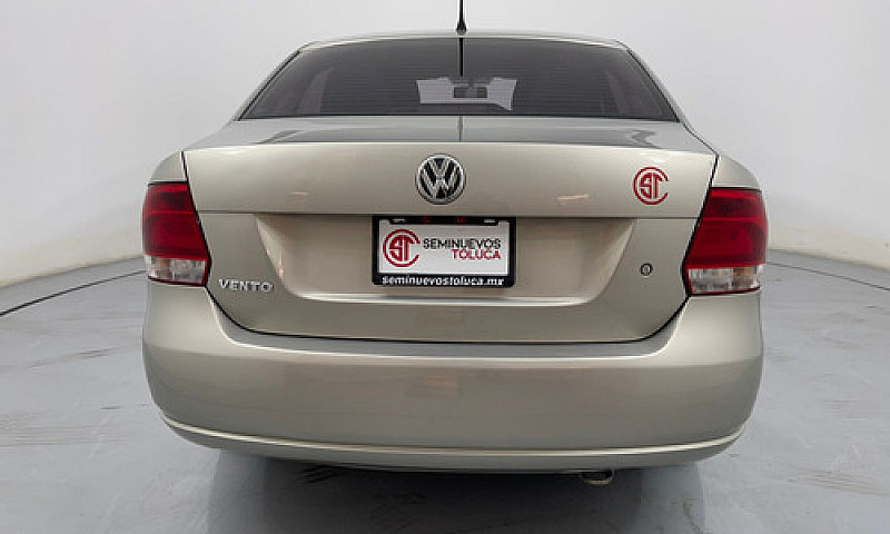 Volkswagen Vento 201...