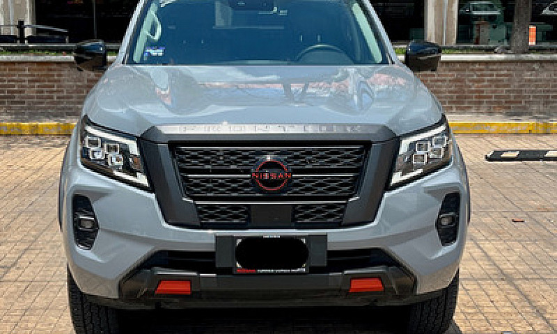 Nissan Frontier 2.5 ...