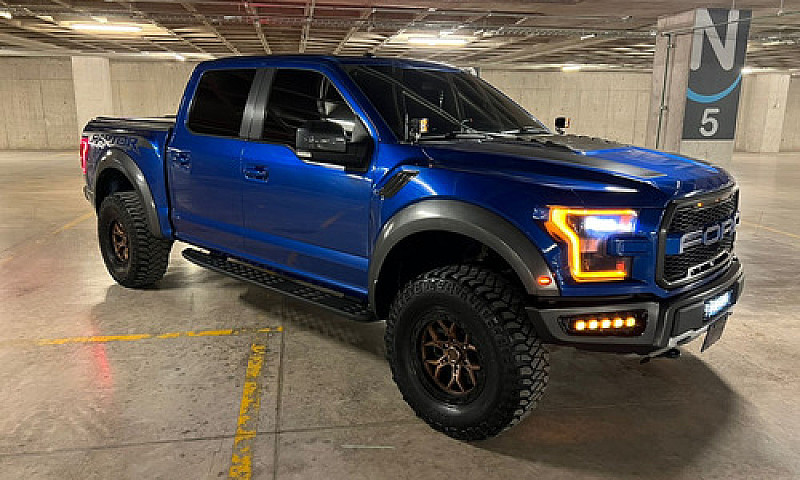 Ford Raptor 2017...