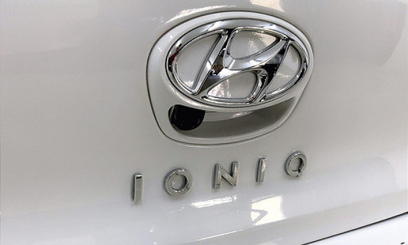 Hyundai Ioniq 2020...